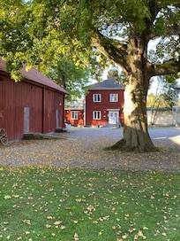 Byggnader på gården.