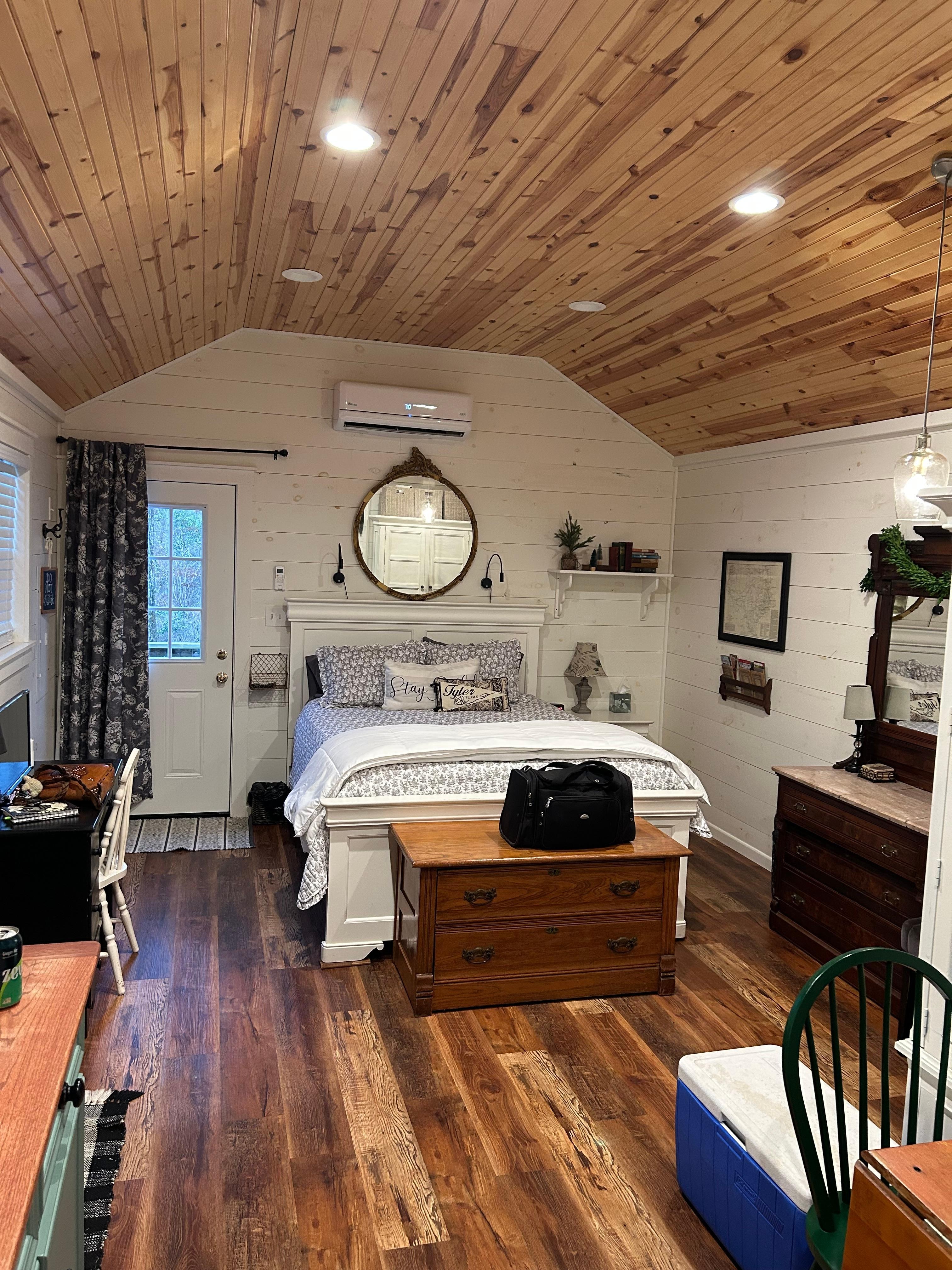 It’s a cozy tiny home with just enough space for a couple.