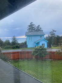 Wake up to a gorgeous ocean view every morning!