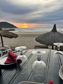 Dinner at sunset 🌅