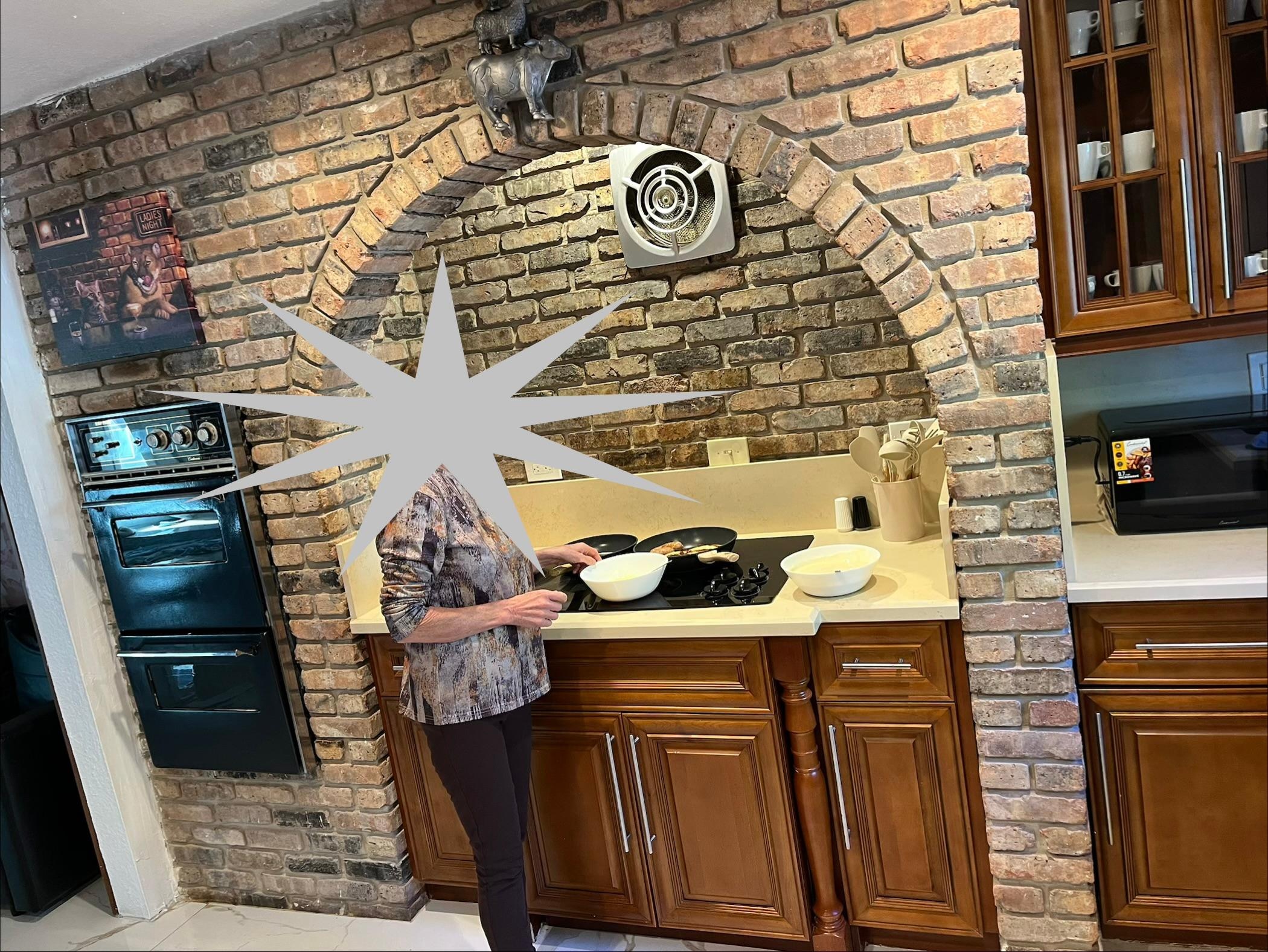 Nice sized kitchen if you want to cook