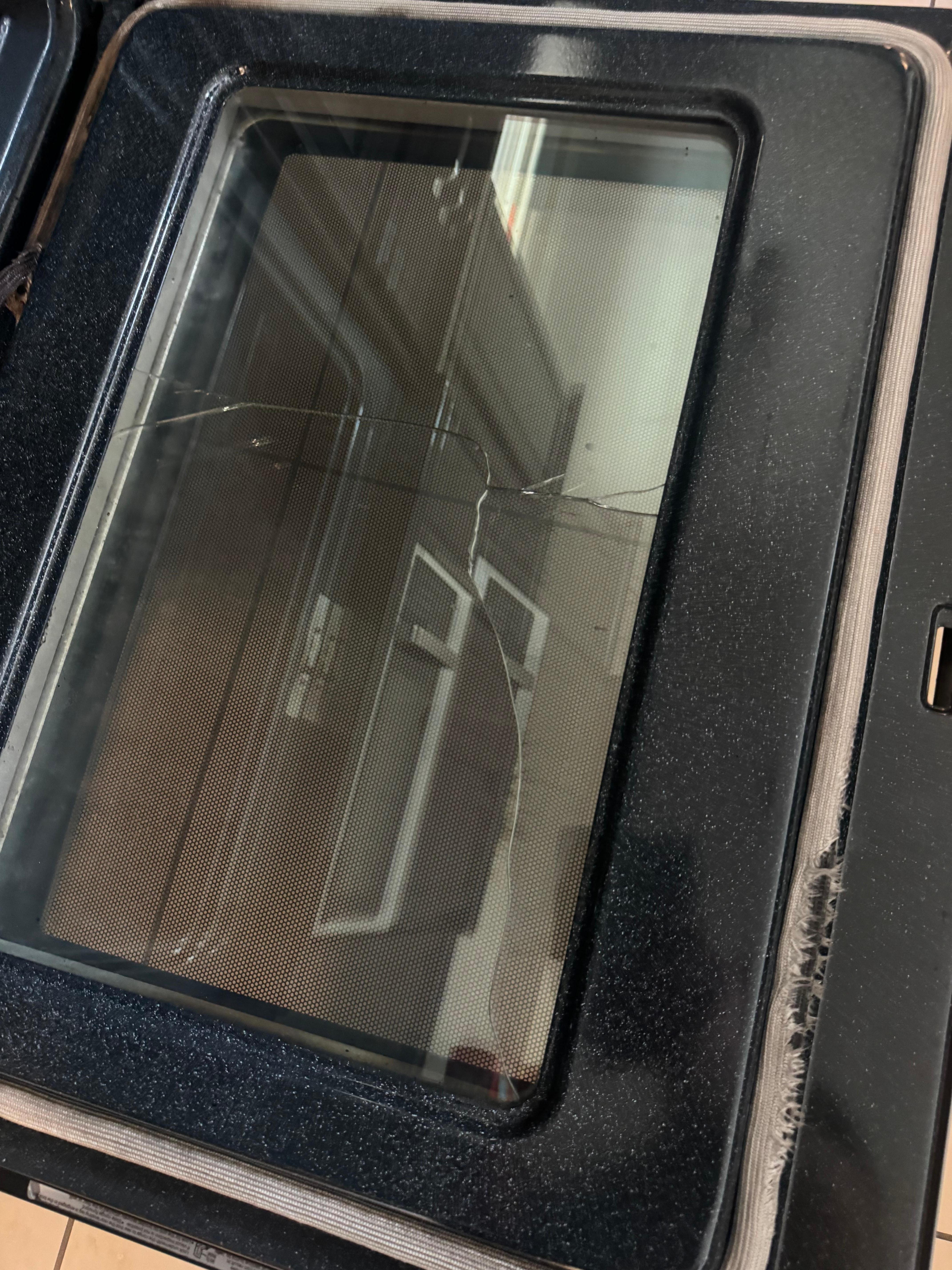 Cracked glass on oven door 