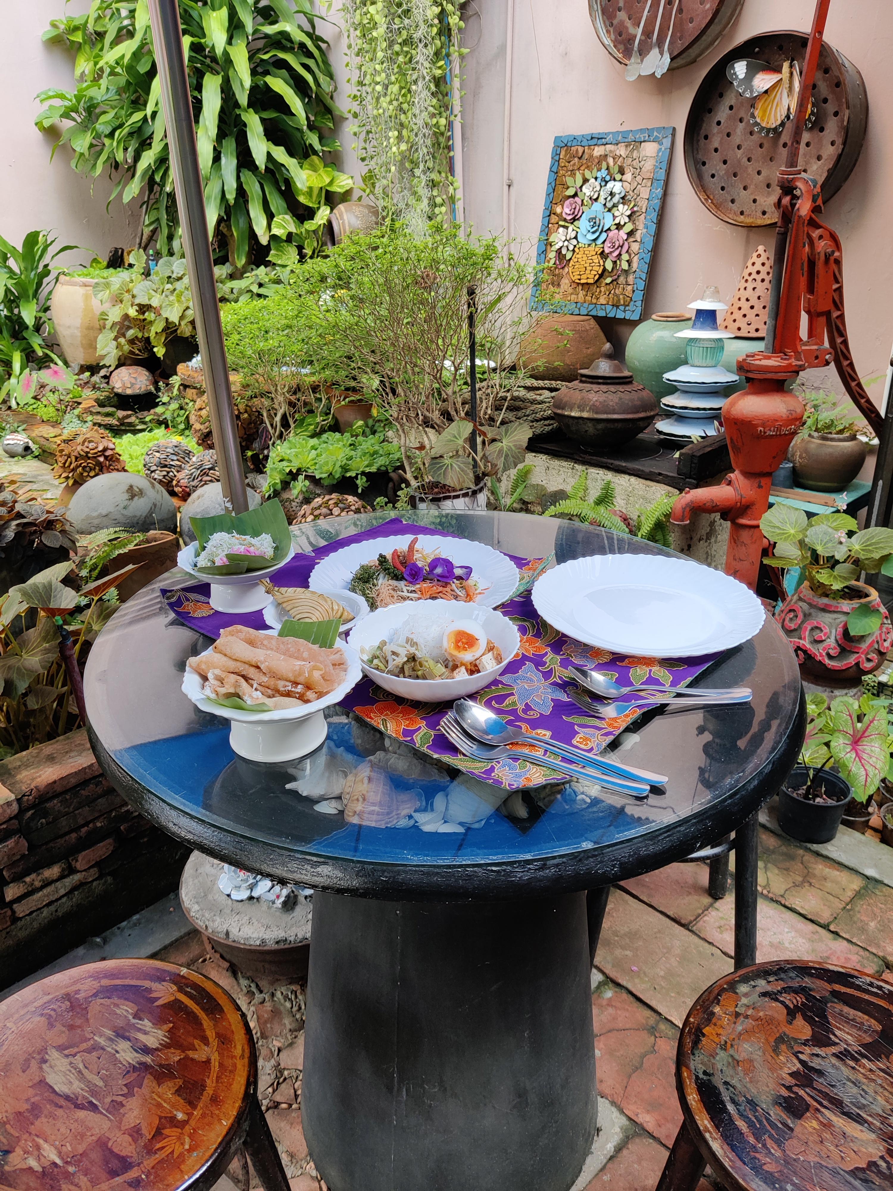 Breakfast in the lovely garden