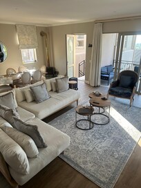 Spacious lounge, dining room