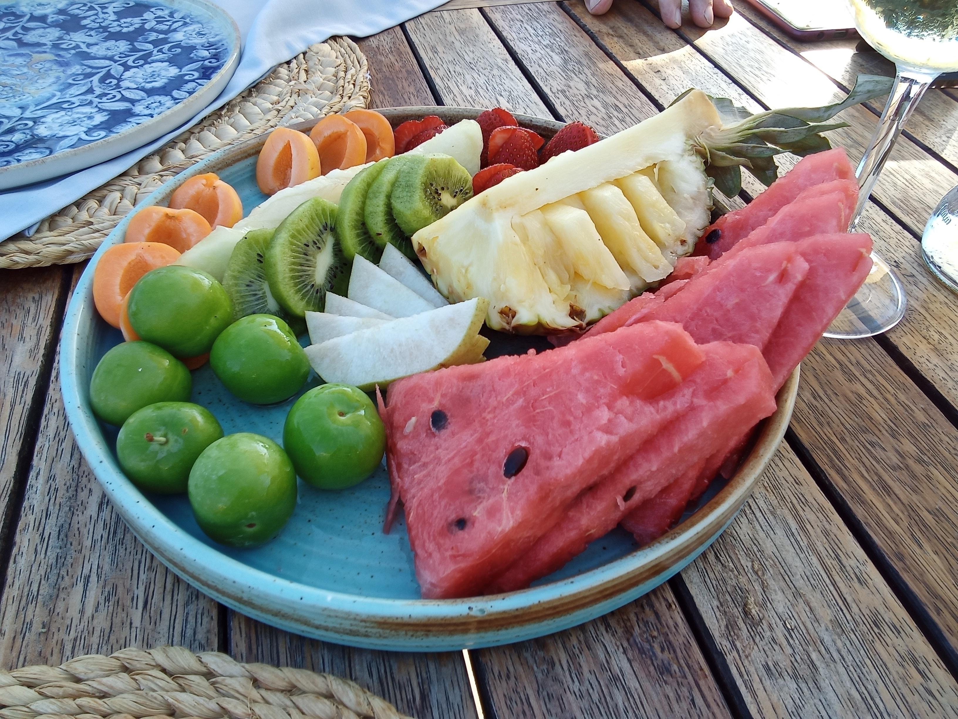 sain tilaamamme jälkiruuan pääruoan sijaan. kaksi tilasi saman pääruuan, saimme yhden.
olen keliaakikko, he eivät tienneet. glutensiz. gluten frii