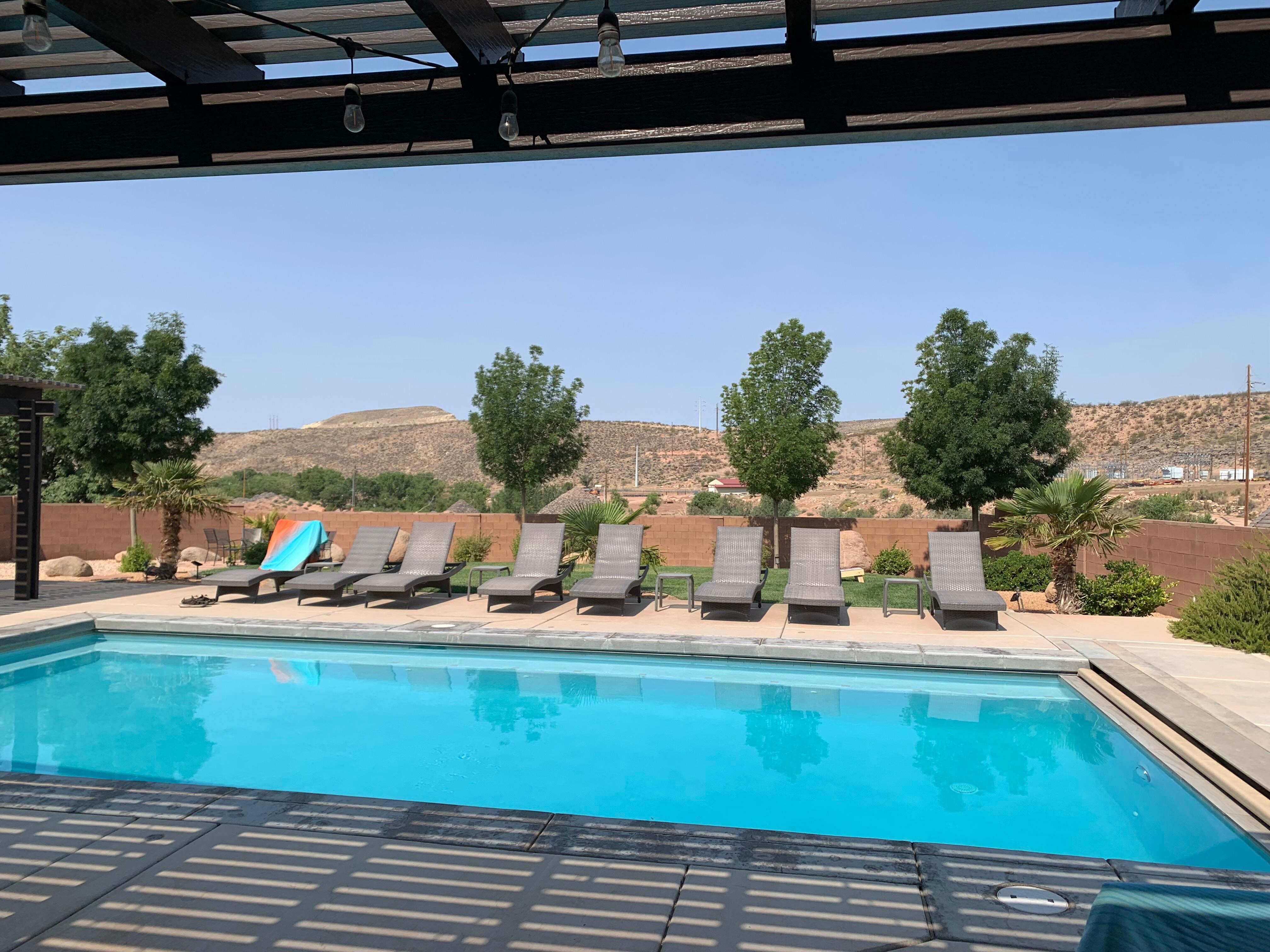 Warm, clean pool with plenty of seating 