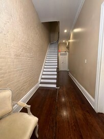 Entryway lobby 1st floor of building