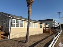 Front view on Ocean Blvd.