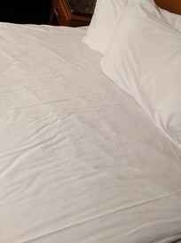 Linens not changed