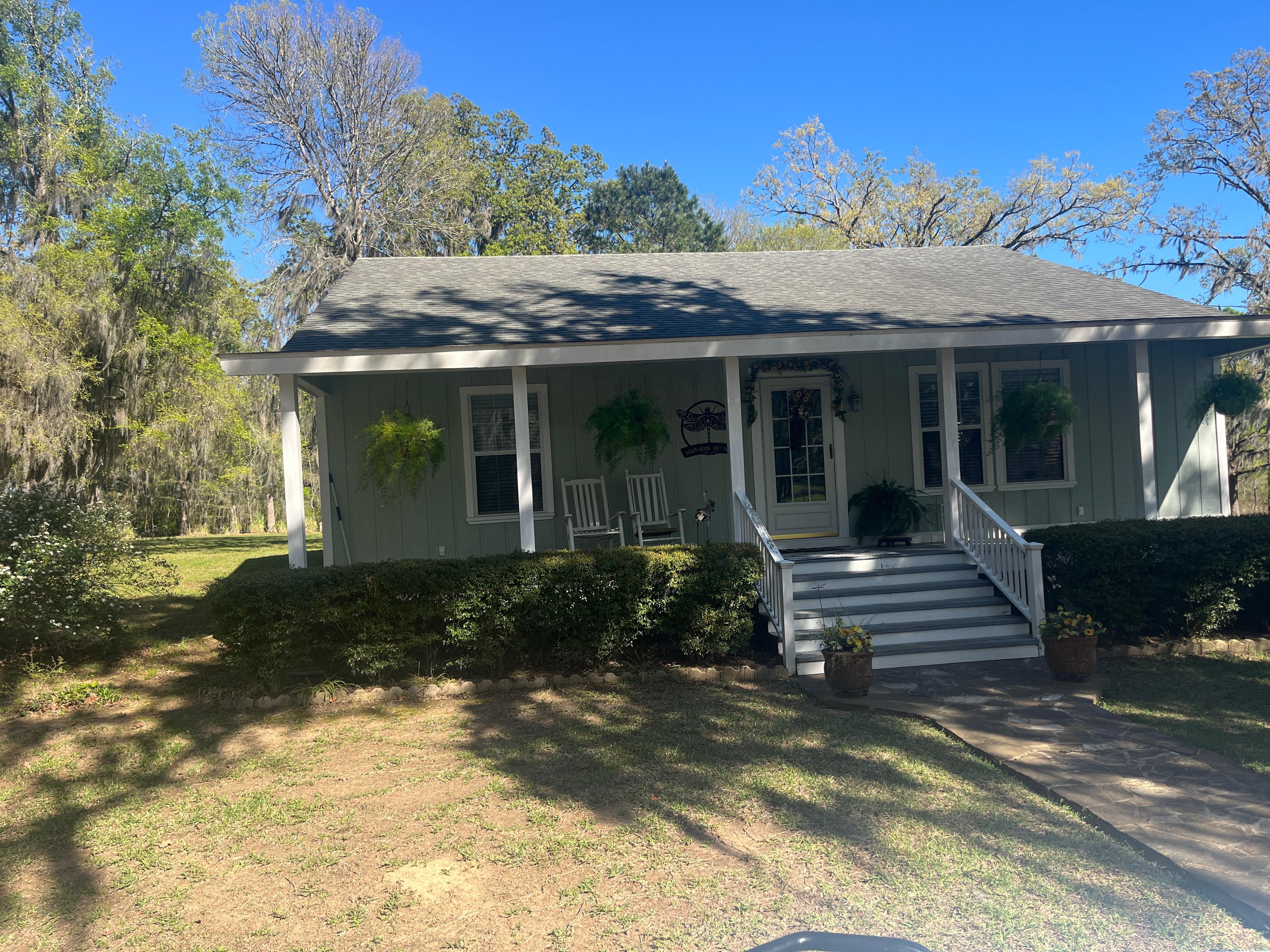 Front view of the house. 