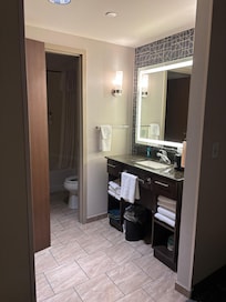 Bathroom had great lighting