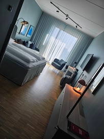 The room and breakfast