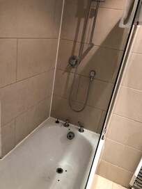 Baignoire usée