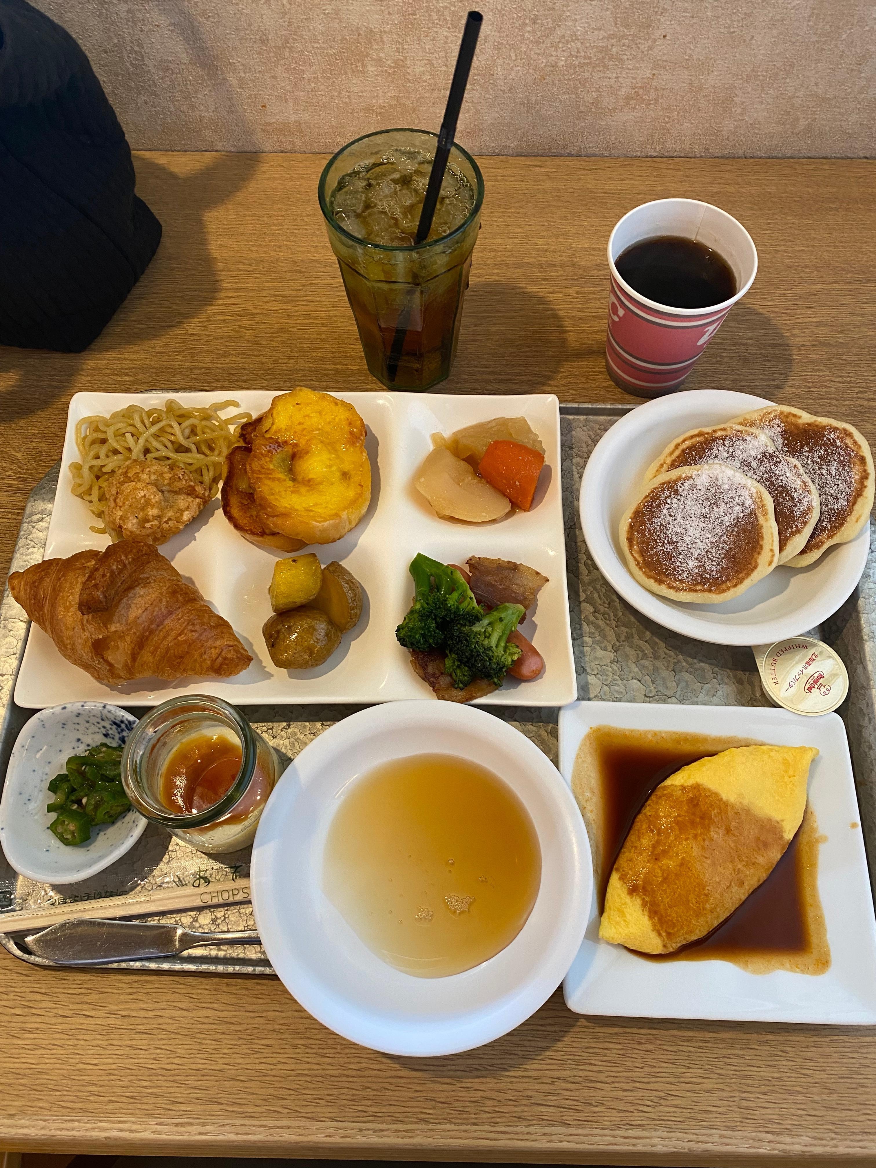 朝食