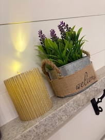 A relaxing soak in the clawfoot tub! Awesome vacation!