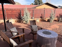 Great backyard, safe for our dog and we enjoyed the fire pit and hot tub.