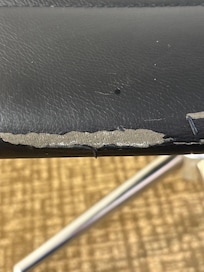 Room 404 computer chair bottom