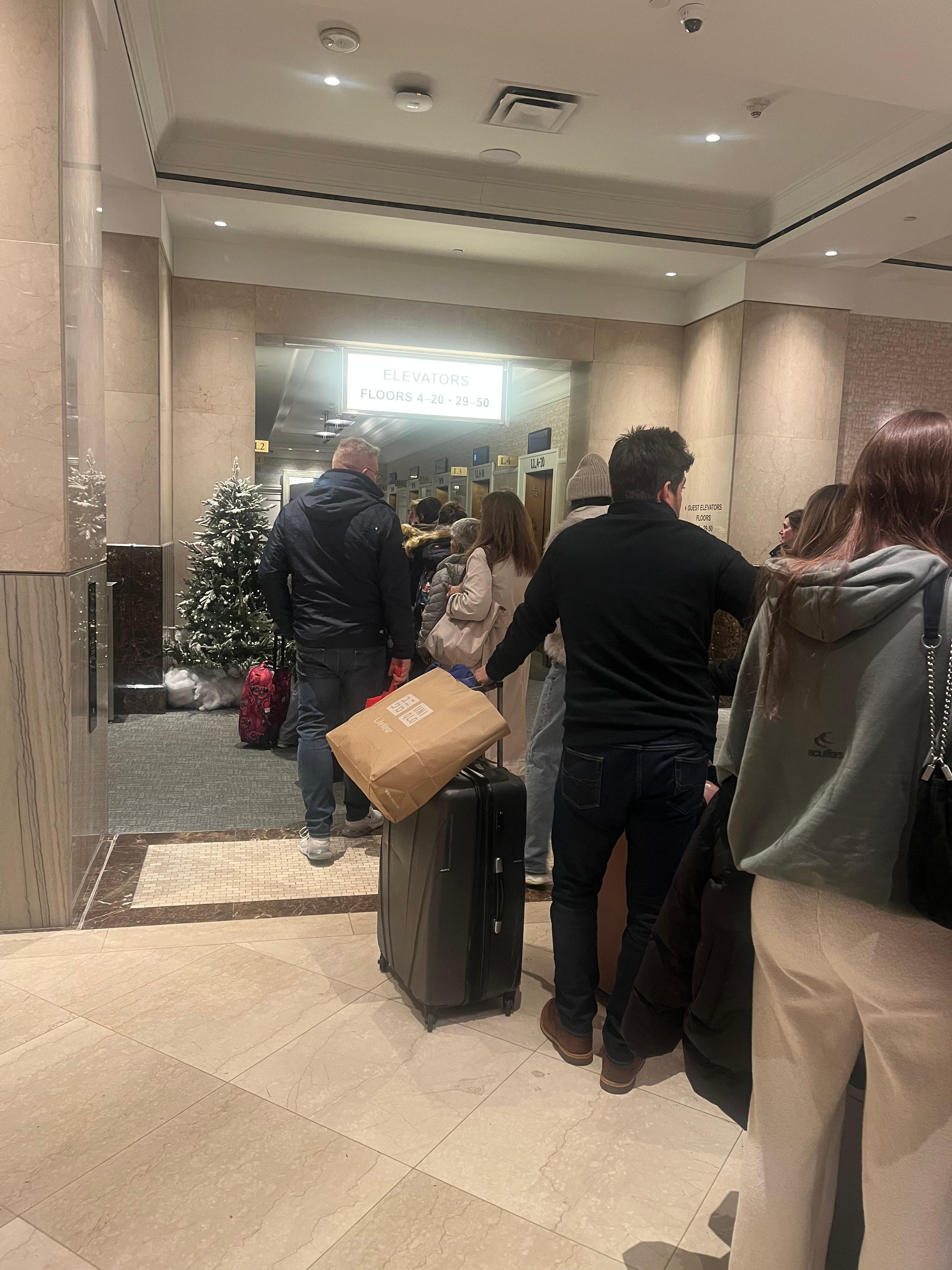 Line to get on the elevator 