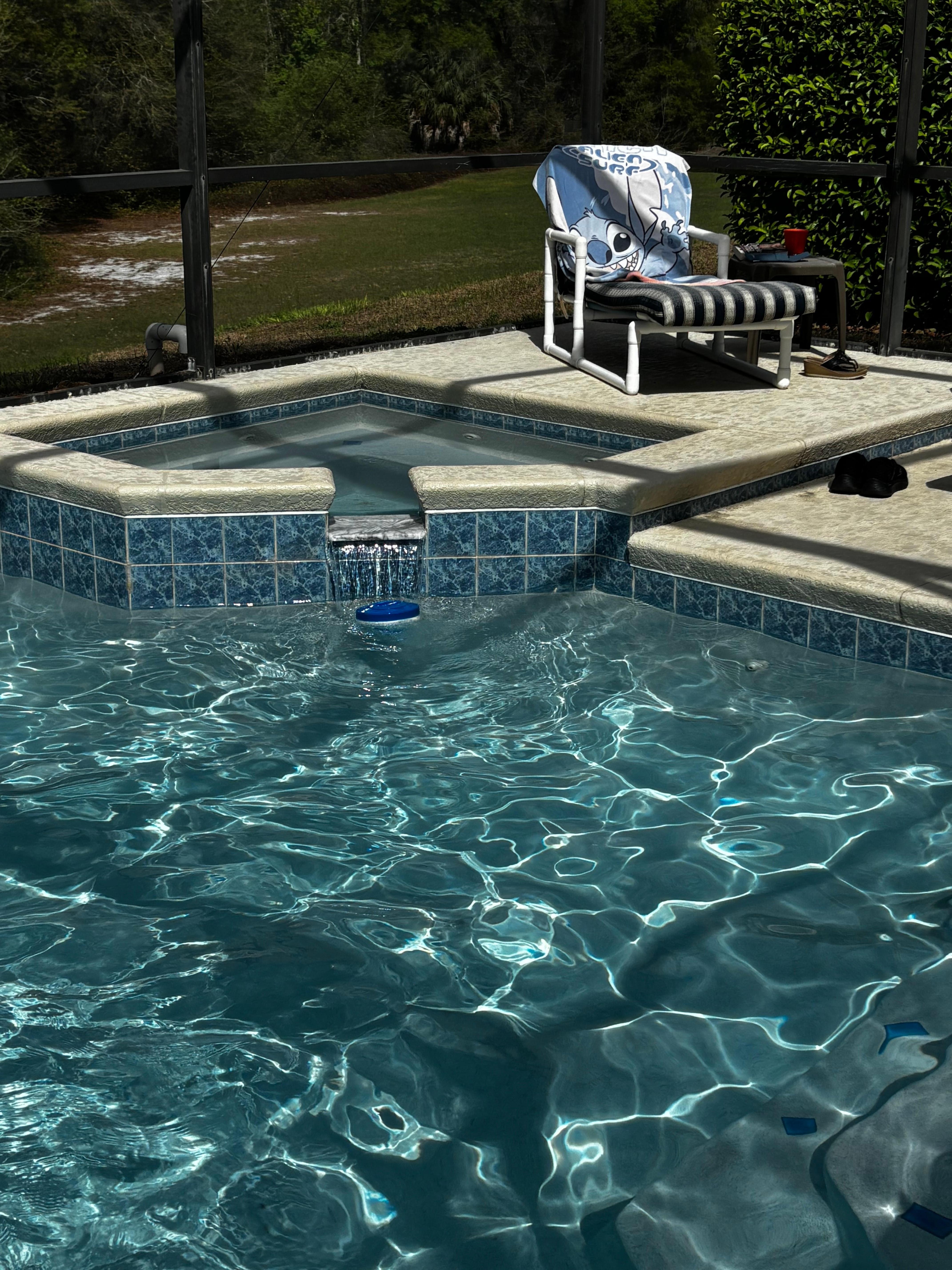 South facing pool and hot tub, sun morning until night