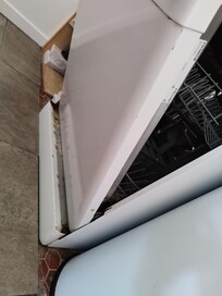 De l électroménager sale. Ménage non fait avant notre arrivée.