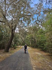 Short walk to walking/ biking trails into state park