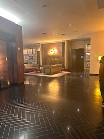 Clean lobby, hallways, and rooms.