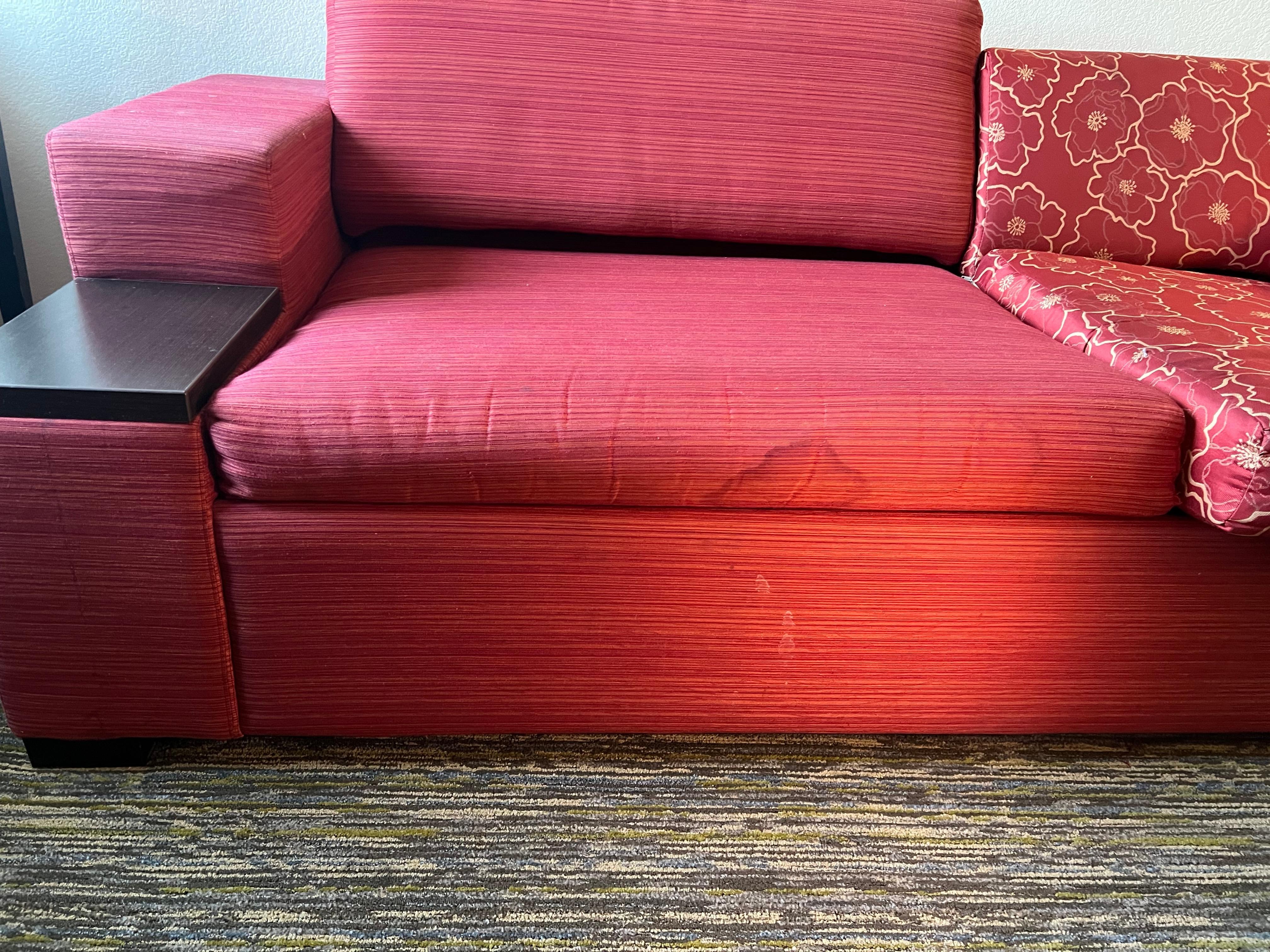 Supposed to be a queen pullout bed but it was not and I would sit let alone sleep on this.