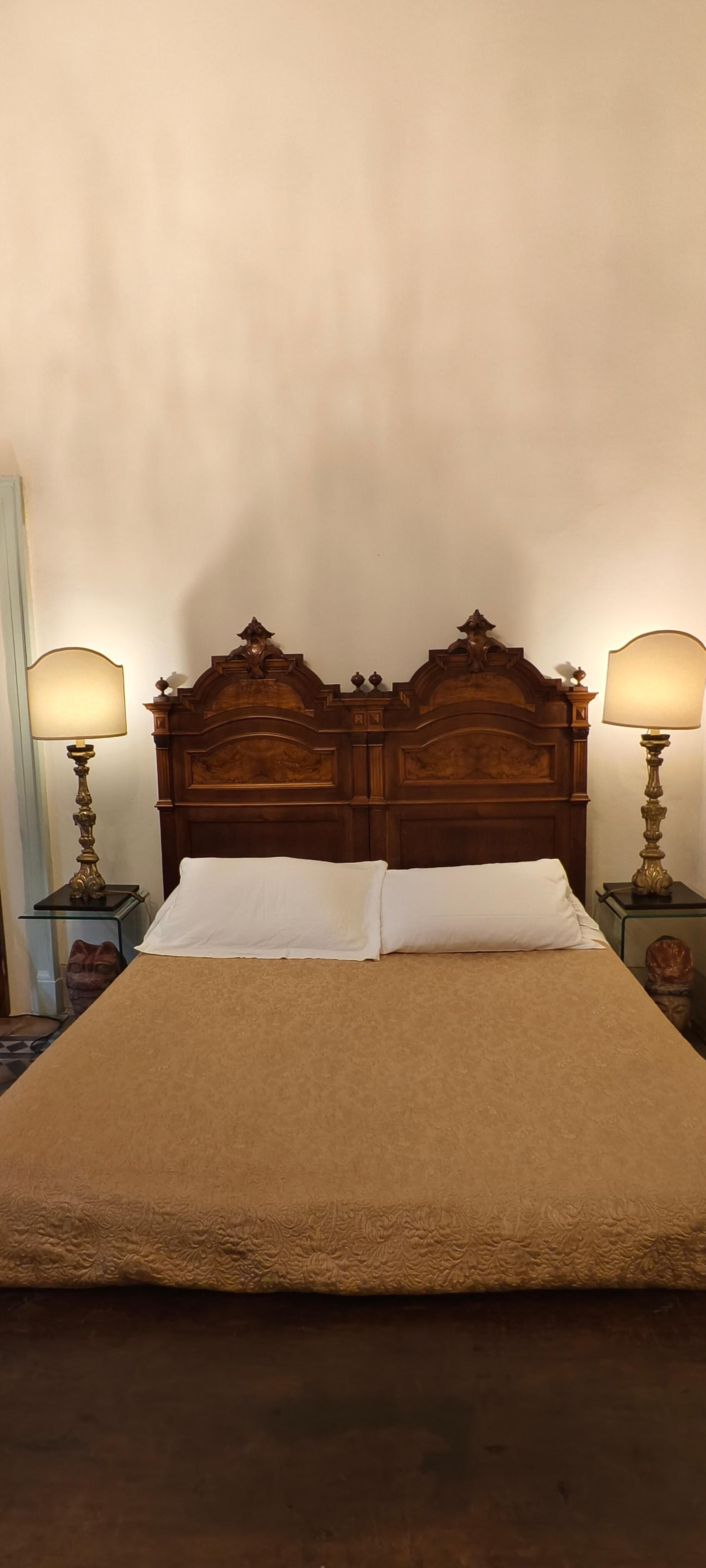 Nice furniture in the rooms. The bed is very comfortable. 