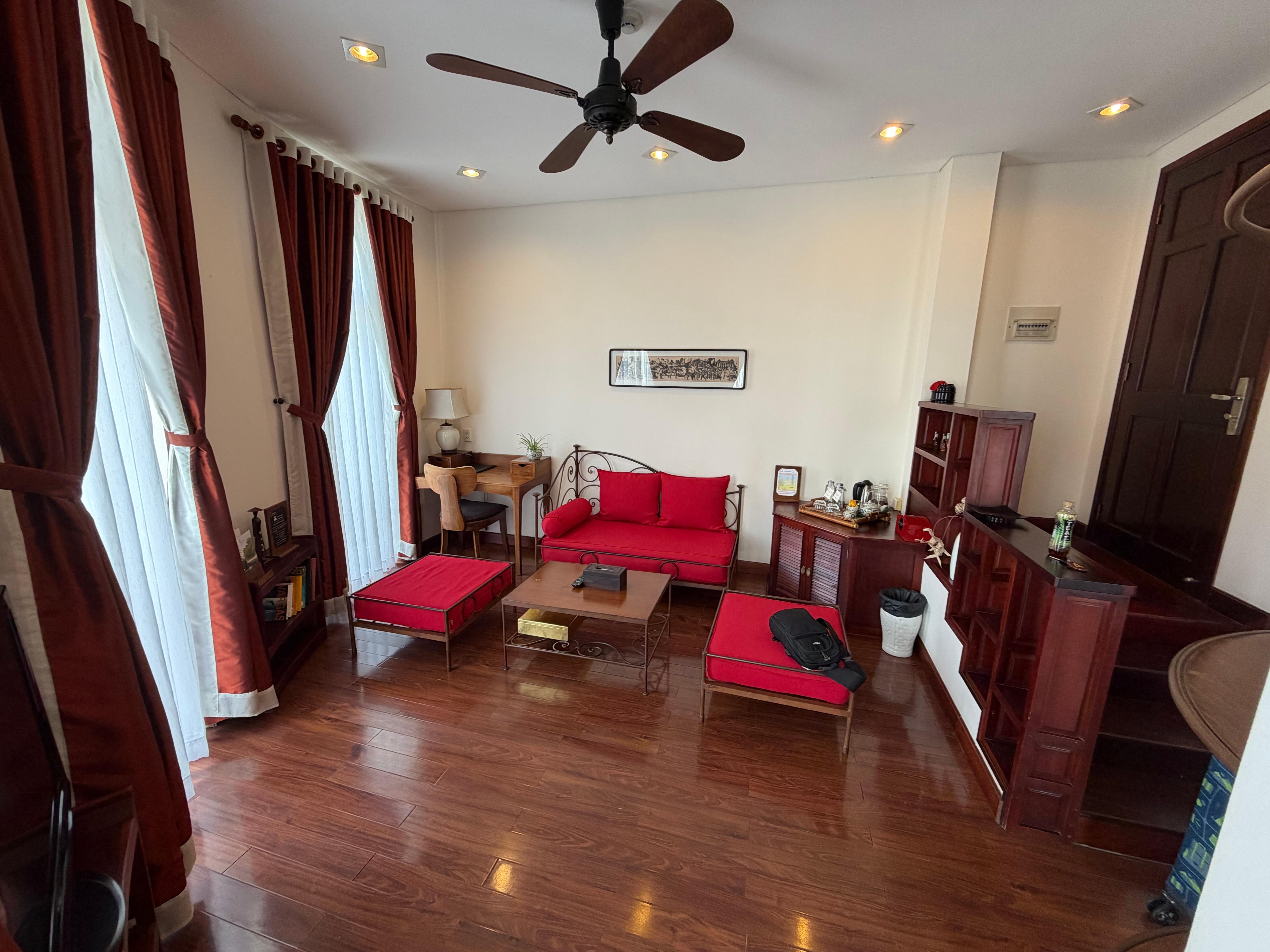 Bedroom living area with balt