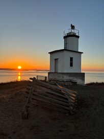 Cattle Point Lighthouse at sunrise. 15 minutes away.