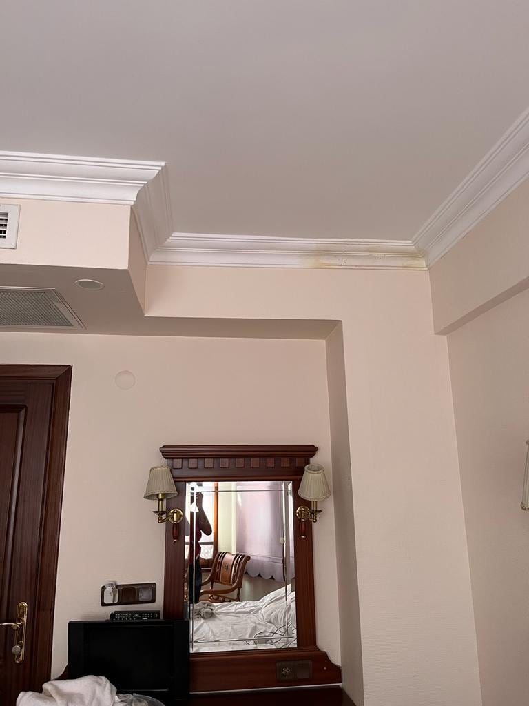 Ceiling in the room