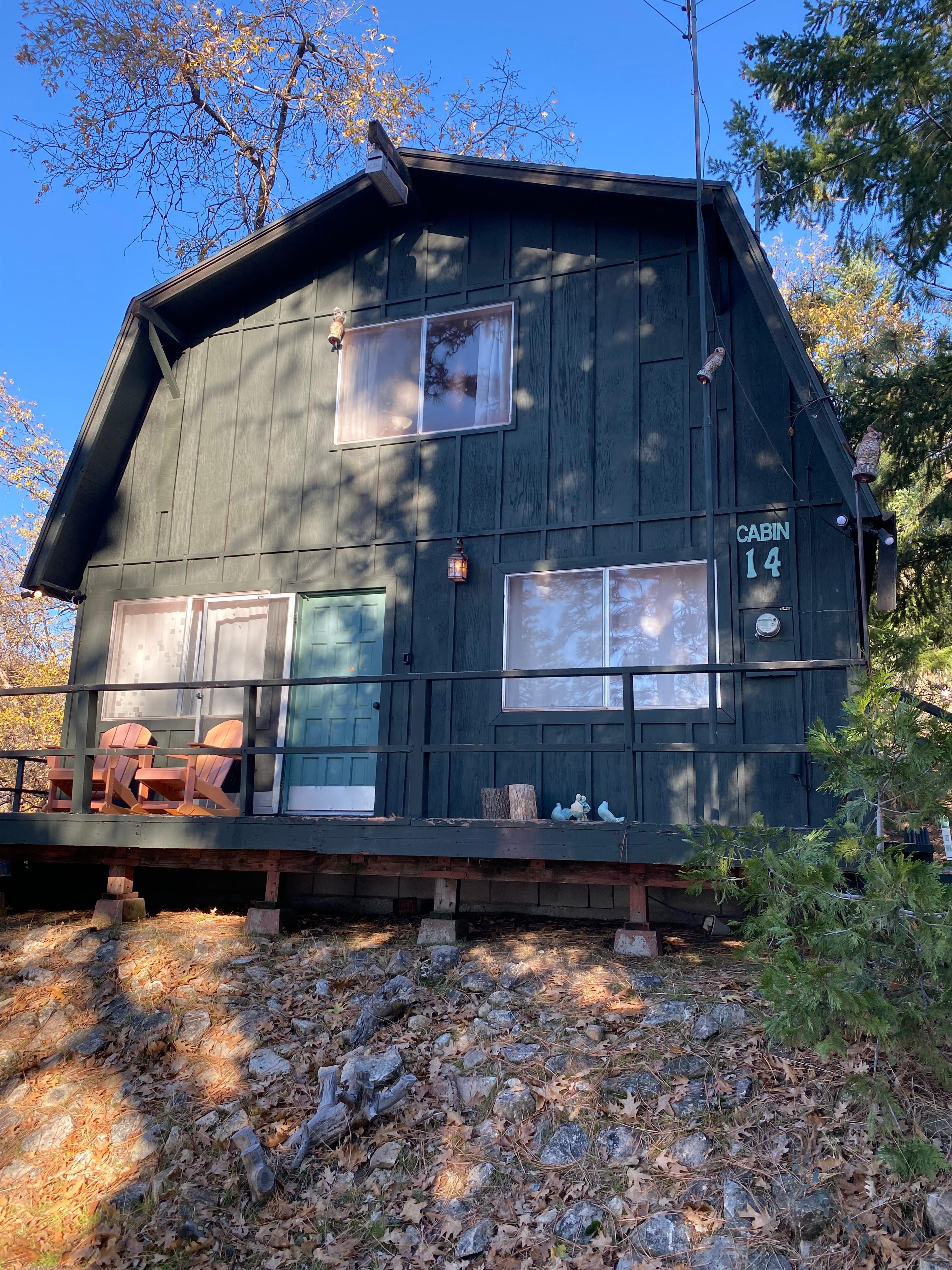 Front view of the house 