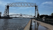 The Aerial Lift Bridge is a short, comfortable walk from Aurora Black…a must visit when the weather was as beautiful as this!