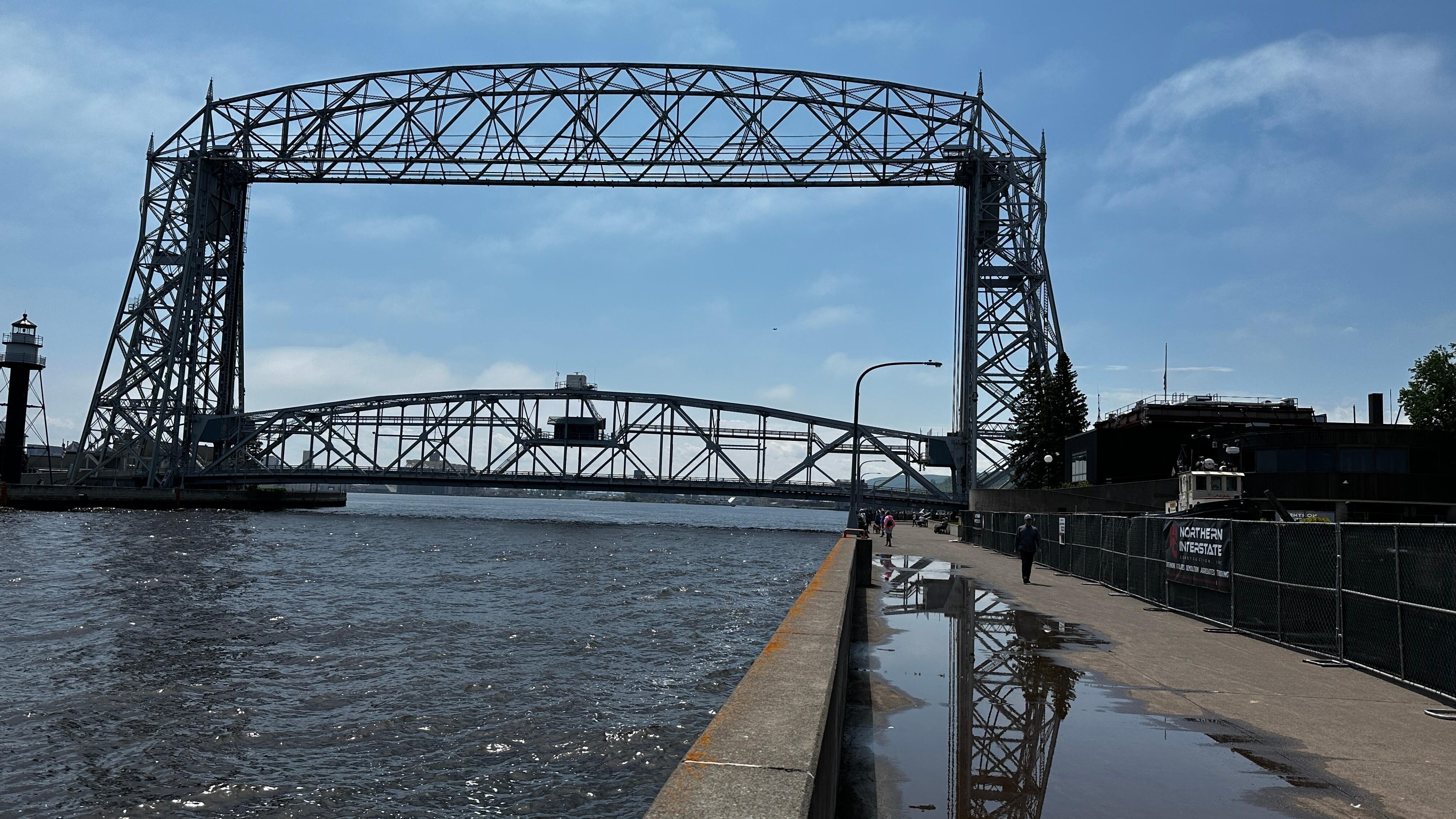 The Aerial Lift Bridge is a short, comfortable walk from Aurora Black…a must visit when the weather was as beautiful as this!