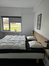 Soveområdet i værelset
