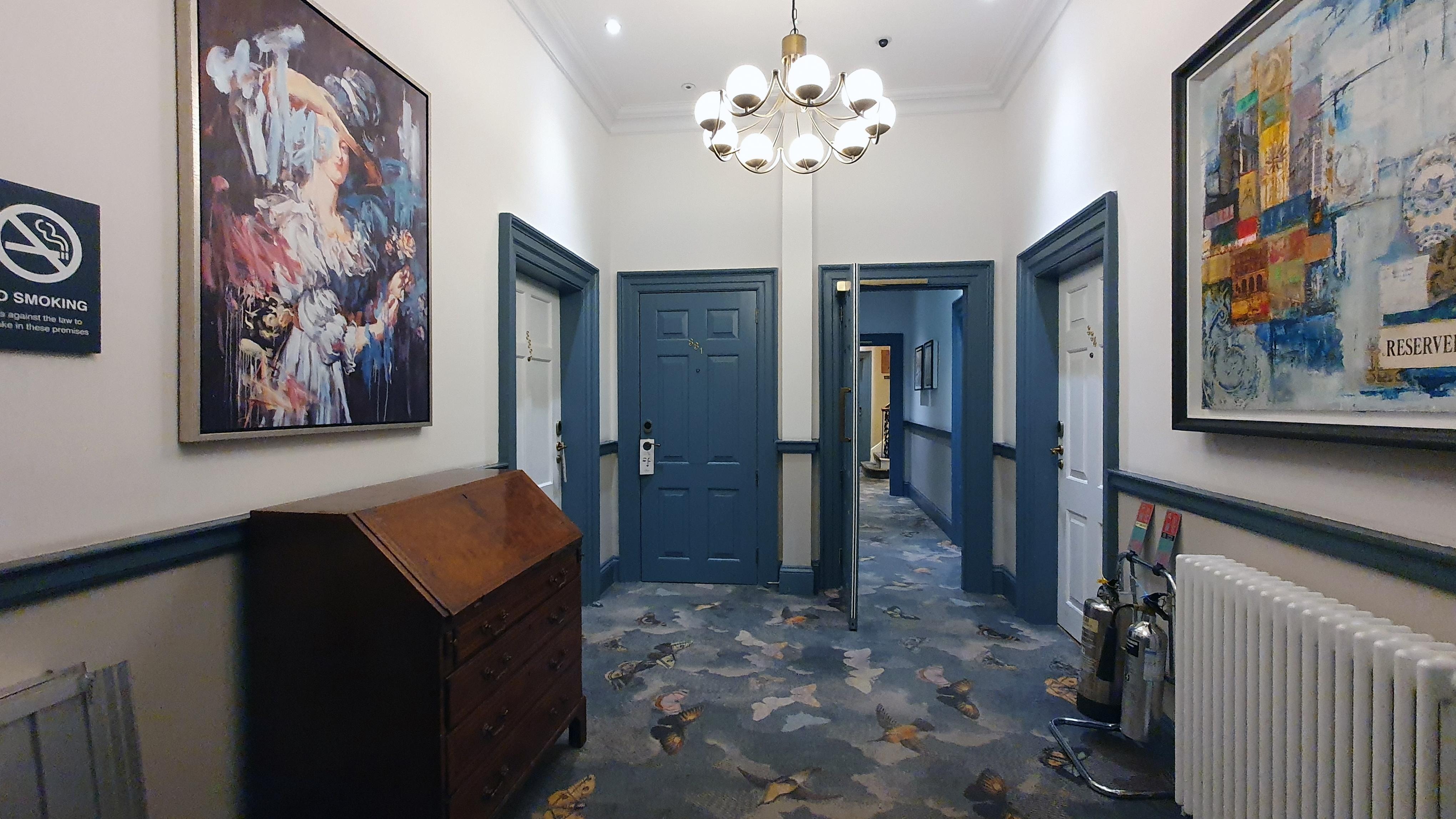 Hallway from Pierrepont St, round the corner from the hotel reception