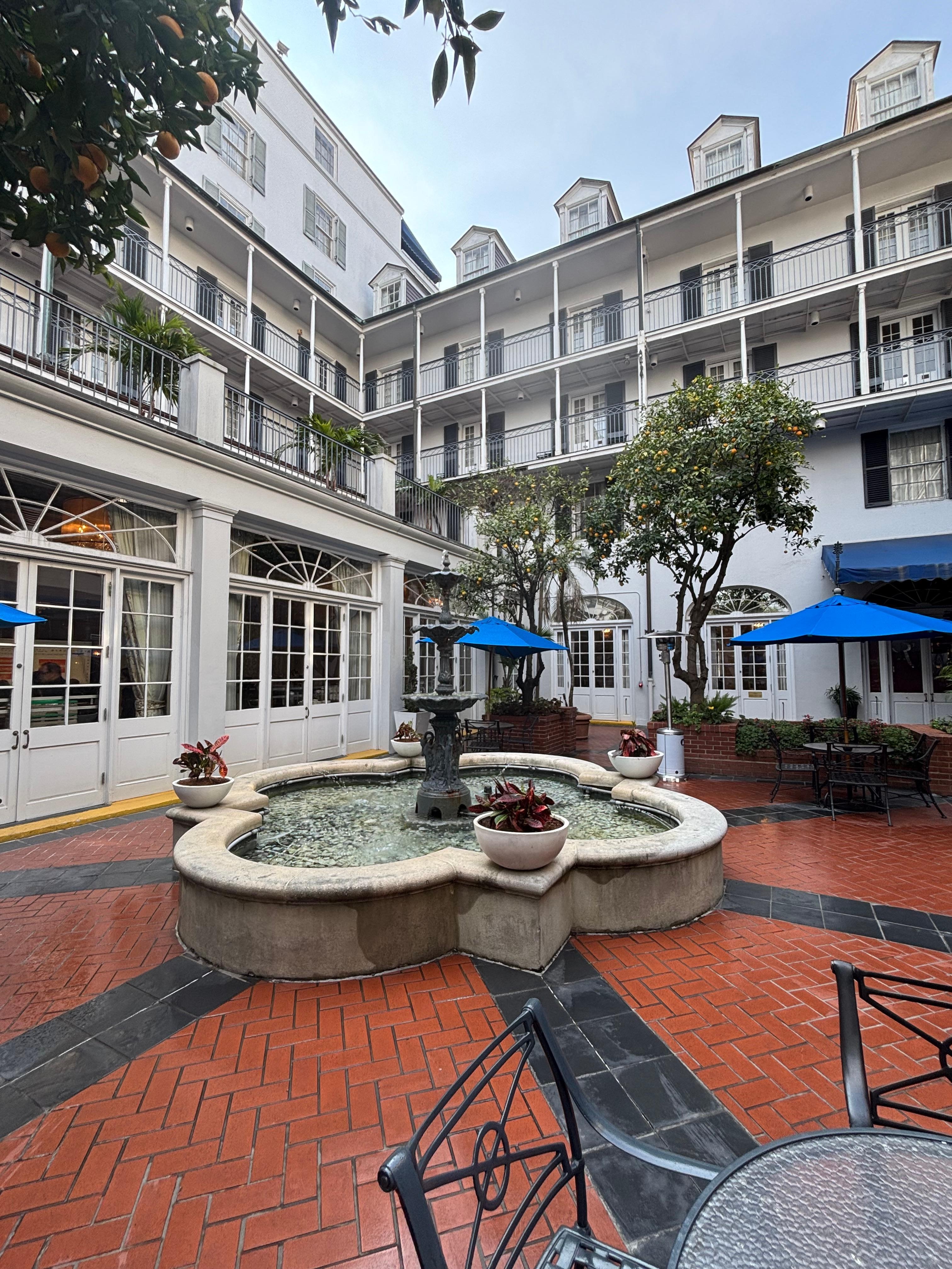 Pretty outdoor courtyard 