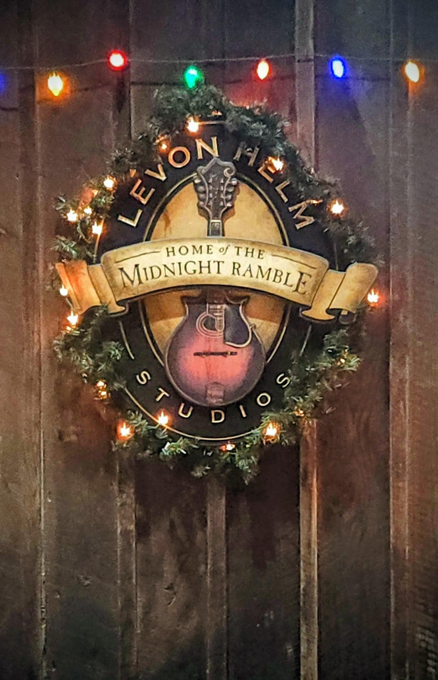 In town for a show @ Levon Helm's studio, only a short (and beautiful) drive away! 