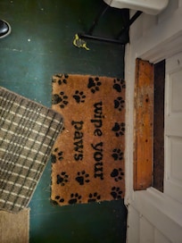 Very cute entry mat in the patio - while we couldn't bring our dog on the trip, she would have loved it here!