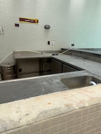 Bar da piscina … pessimas condicoes de higiene