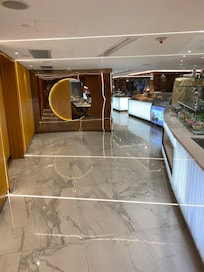 Breakfast restaurant entrance