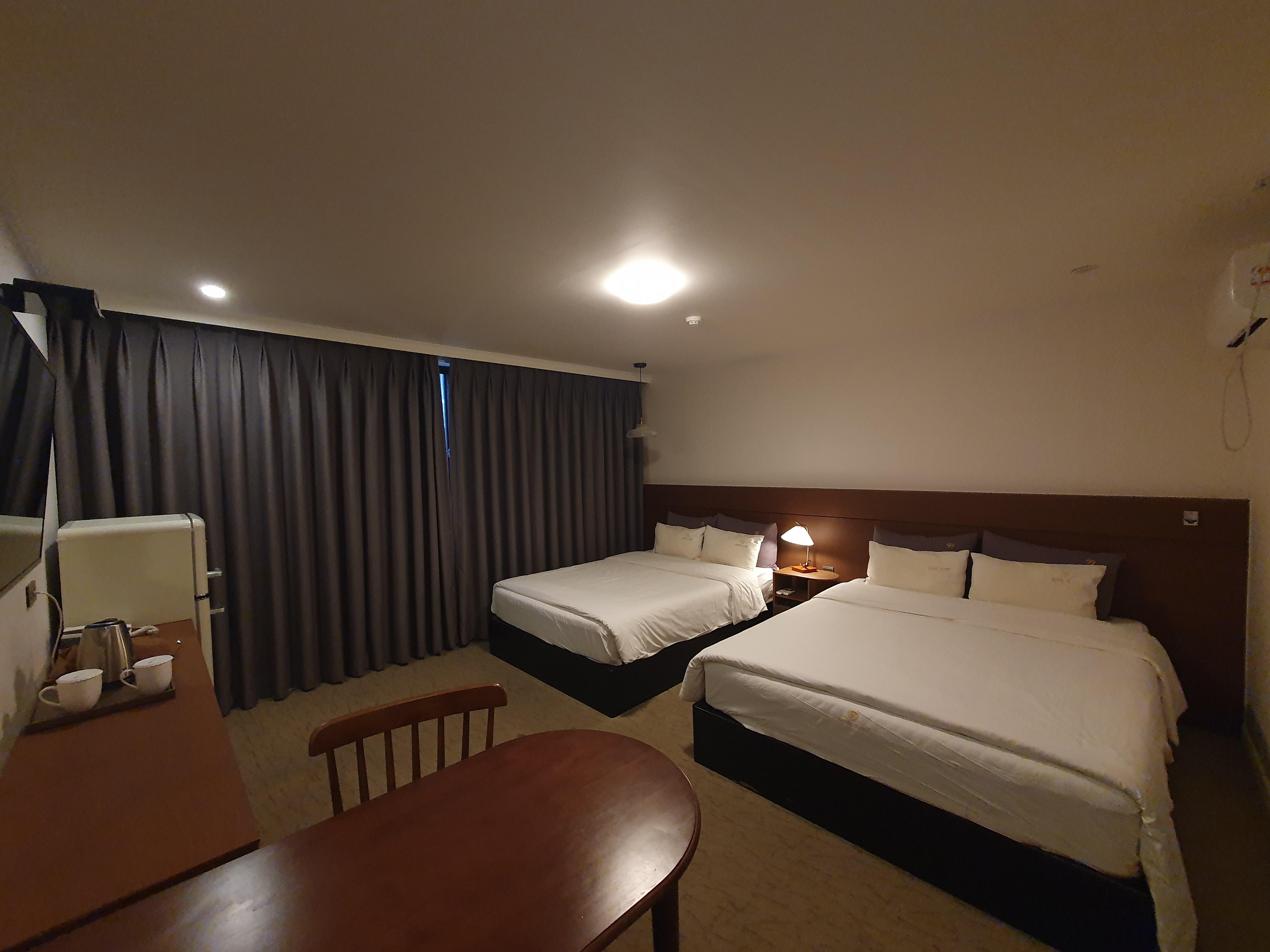 スーツケースを広げるのに十分の広さでした。