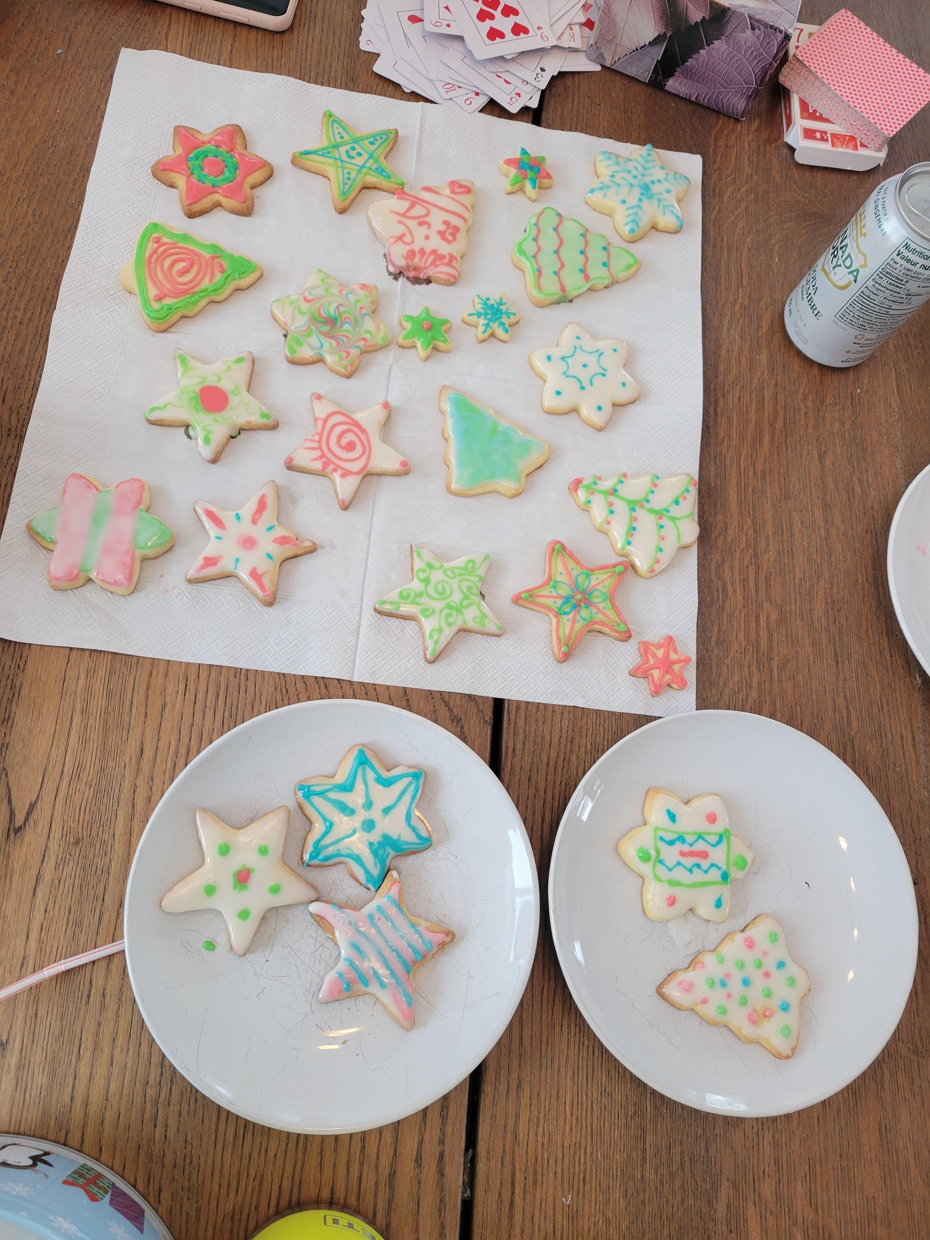 Decorating cookies with my adult children and partners❤️