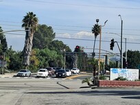 You get to see snow on the California mountains from this motel 6