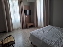 Double bedroom with bathroom ensuite