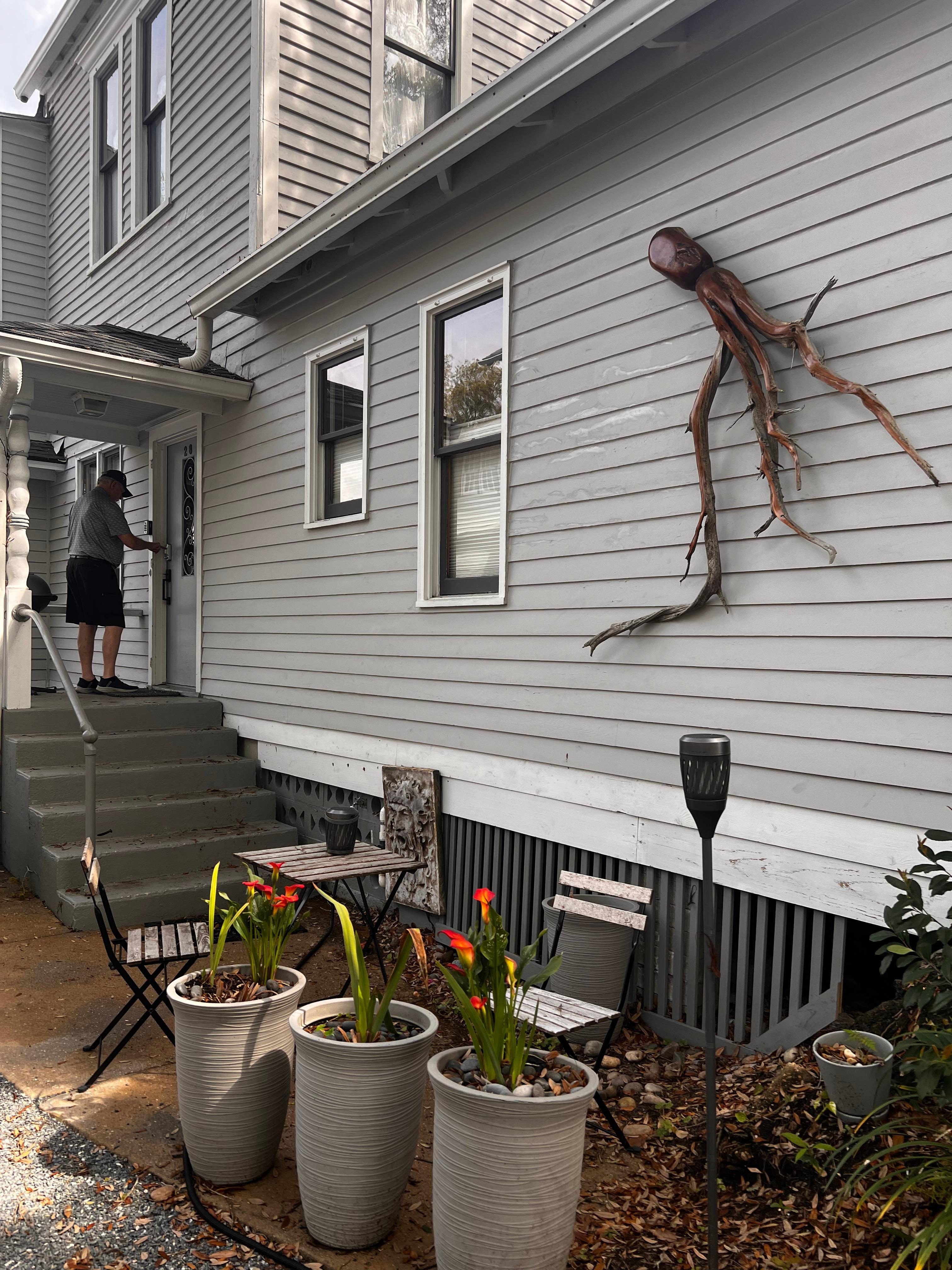 Outdoor sitting area and entrance