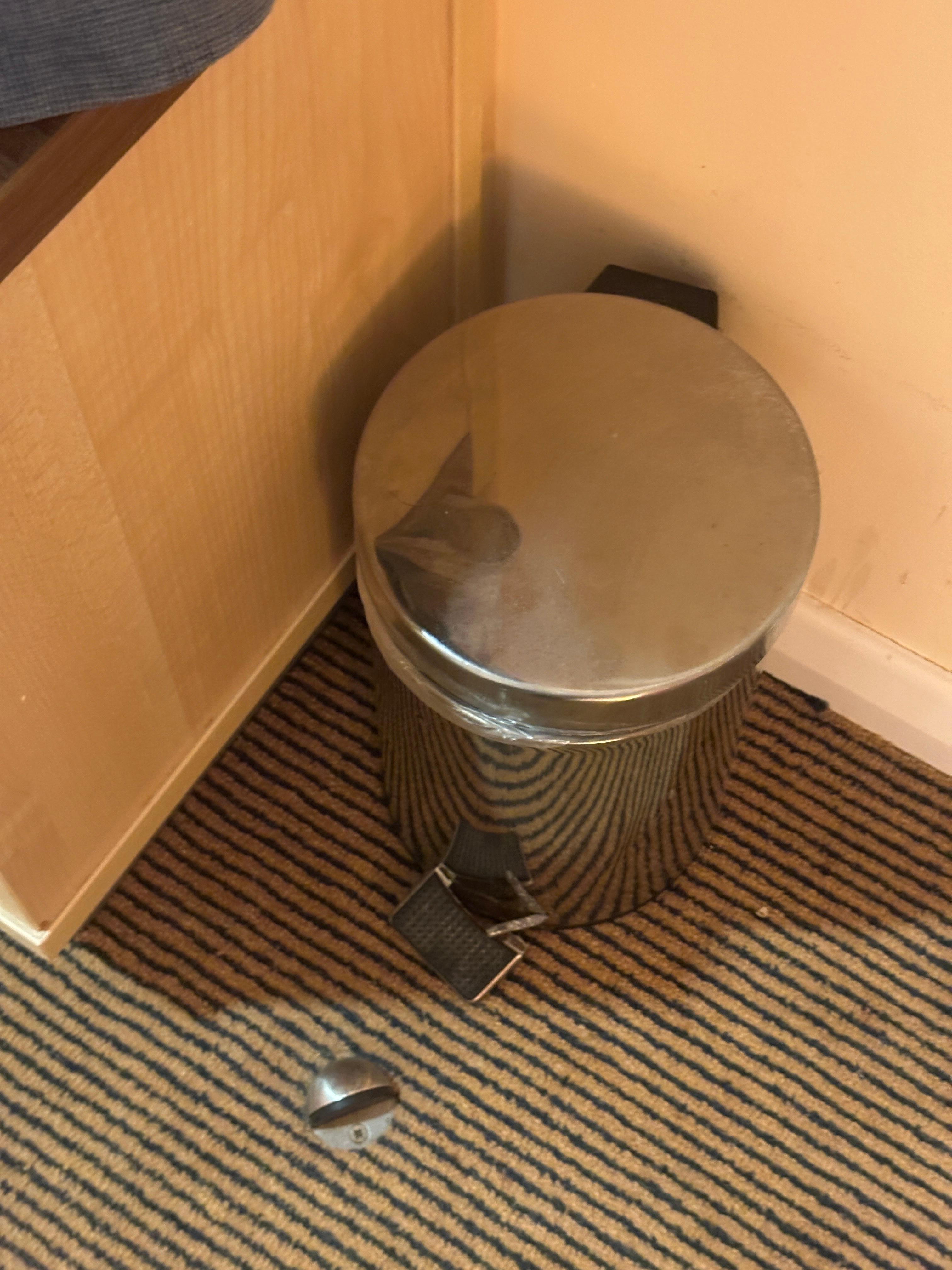 Broken bin
