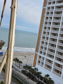 Side view oceanfront