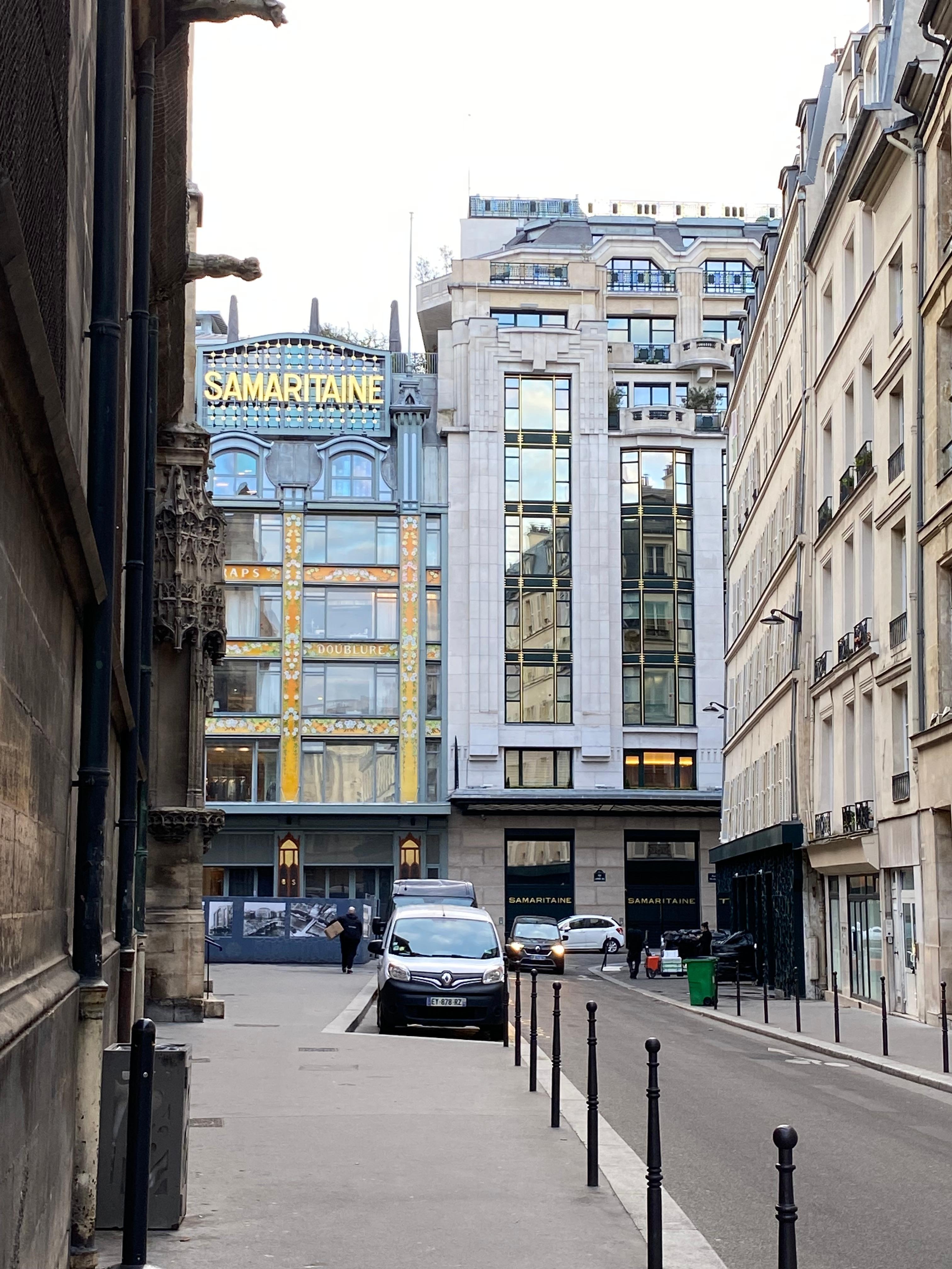 Hotel on side street