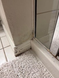 bathroomwall